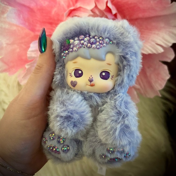 Meet your Posher, Jess AKA Labubu Boutique Makeovers by Jess LC - Picture 12 of 13